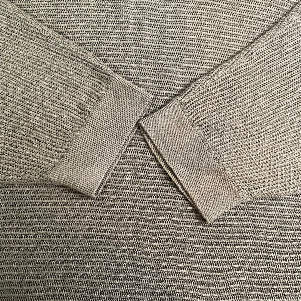 Express open knit top. Olive green size Lrg EUC - Picture 3 of 11